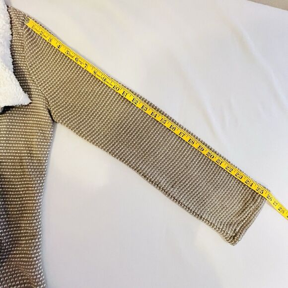 JACK NWT‎ Womens Large Tan Sweater Jacket Faux Fur Collar Open Front Pockets - Picture 8 of 8